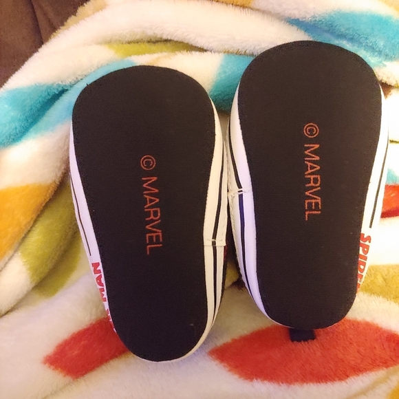 Marvel Spiderman Baby Slip On Crib Shoes Size 9-12 months NEW - Picture 7 of 7